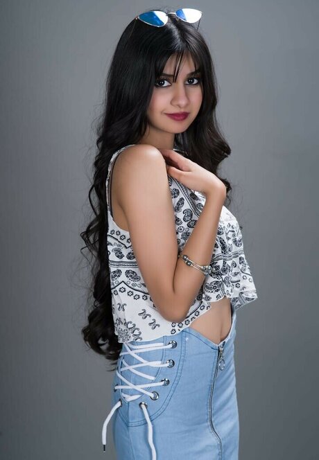 Aishwarya Harishankar star porn photo