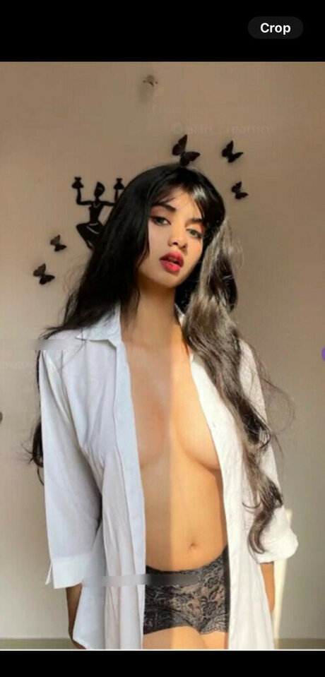 young teen onlyfans hot naked image
