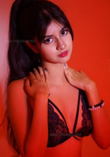 Aishwarya Harishankar star du porno galerie