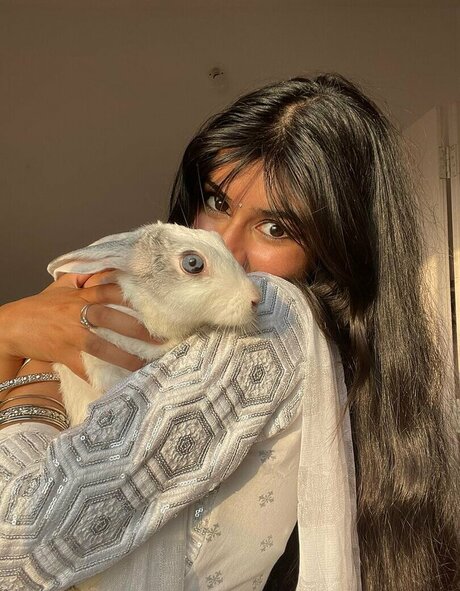 Aishwarya Harishankar star pornographic galleries