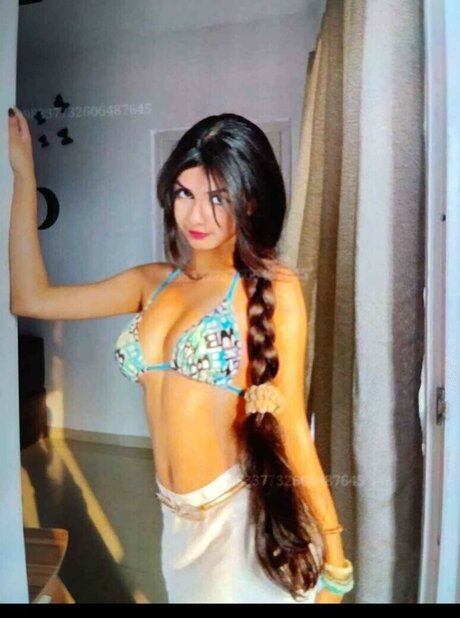 Aishwarya Harishankar sexy pornstar images