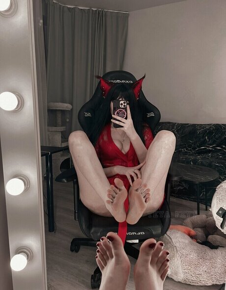 Teya feyt haut étoile image