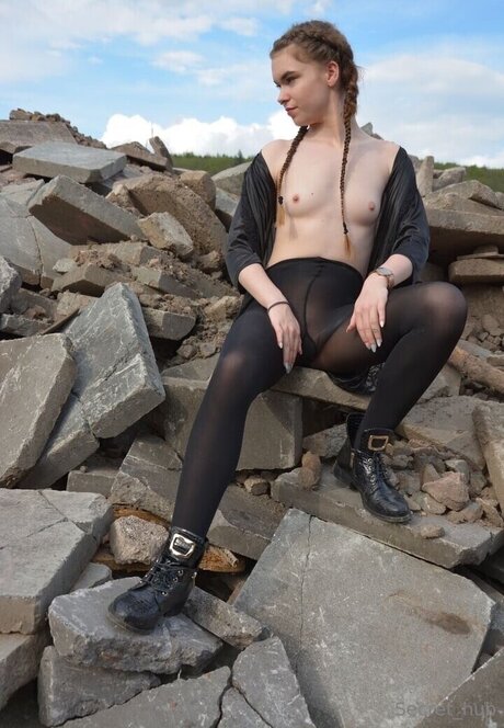 secret hub wue étoile nue des photos