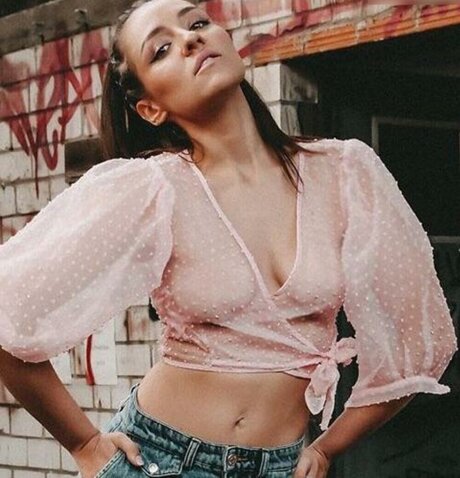 Regina Hixt modèle meilleur galeries