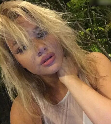 Shirin David art de star du porno galeries