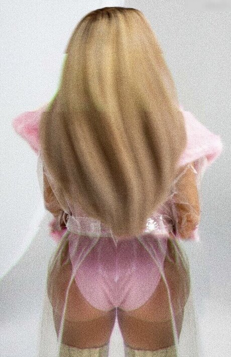 Shirin David estrella porno superior imágenes