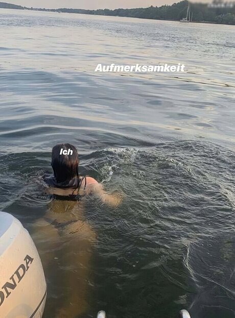 Shirin David sexo modelo galería