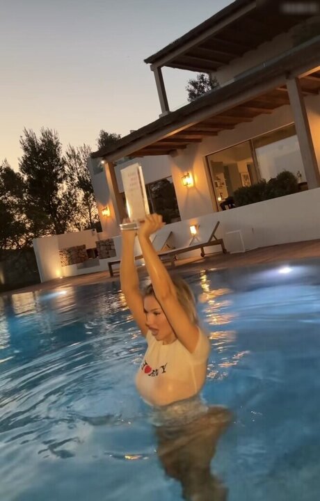 Shirin David bonita estrella porno archivo