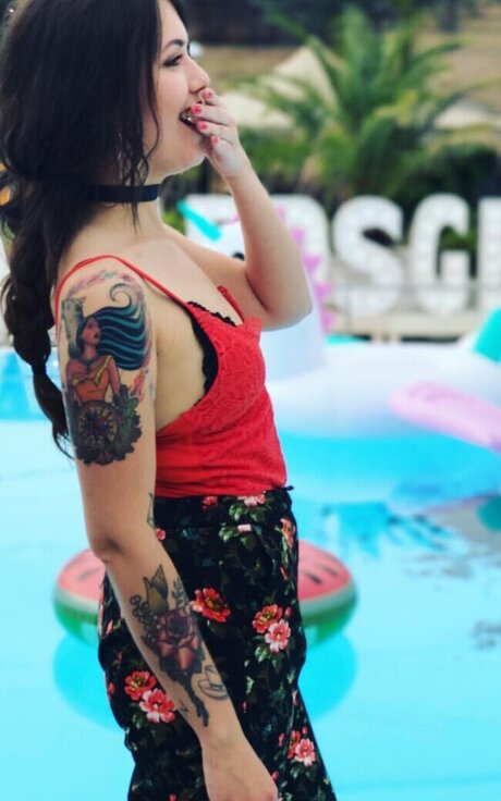 Malwanne modelo xxx foto