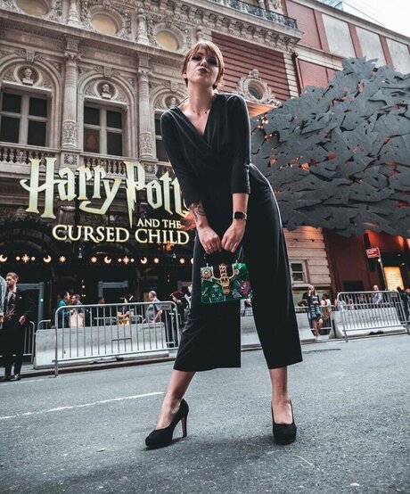 Malwanne actriz de arte imagen