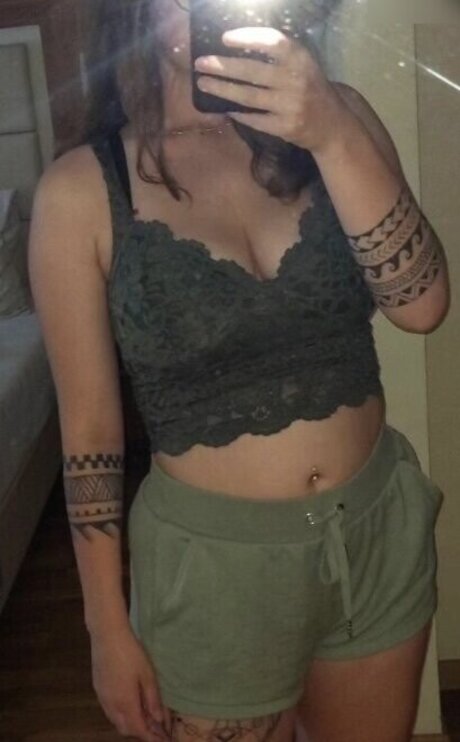 Wer ist sie_ étoile exclusive photos