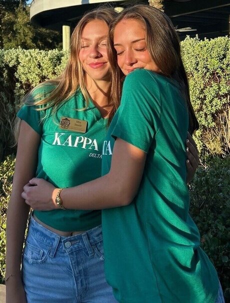 colegialas onlyfans desnudos sexys archivo