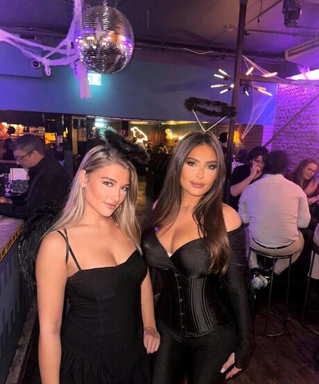 Maddison Maye actriz desnuda galería