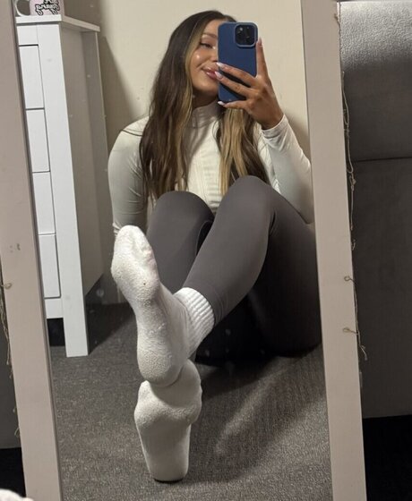 Taliafitt modelo desnudo archivo