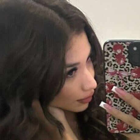 Nessabayybe model porn image