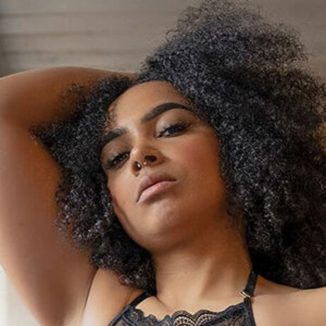 graefiin melanin nudes model photos