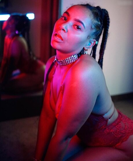 graefiin melanin model hd photos