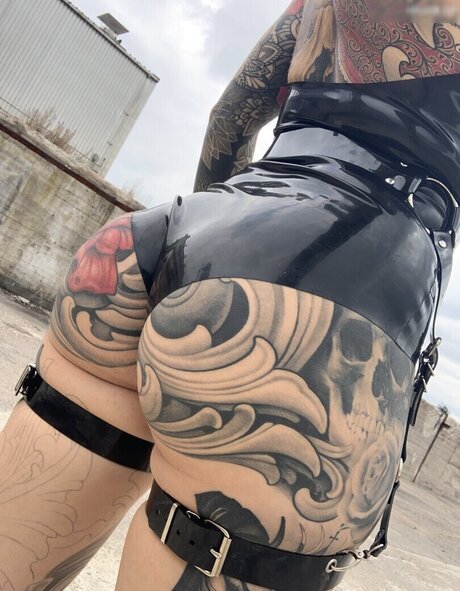 Bella Isadora modèle gratuit photos