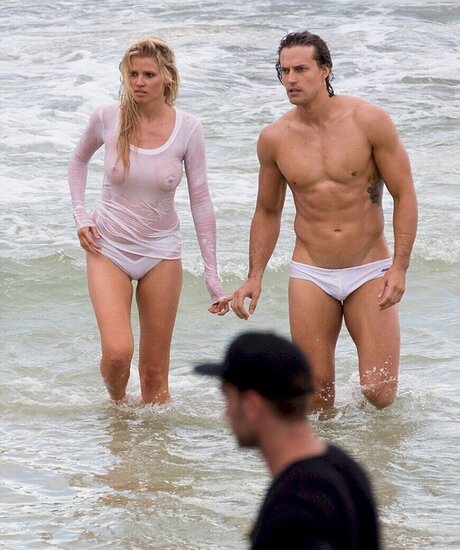 Lara Stone star sex picture