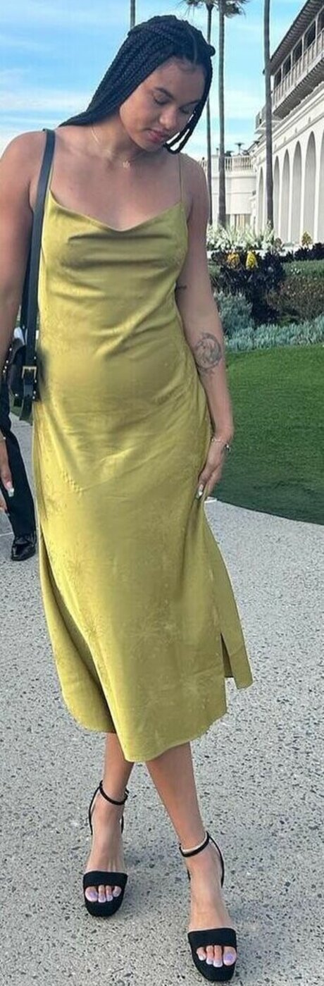 Satou Sabally linda estrella galería