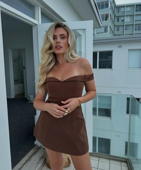 Peyton Cole sexy model pictures