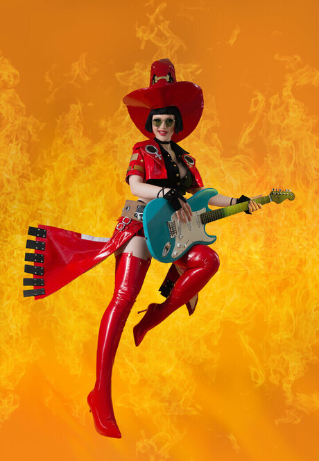 Lada Lyumos modelo xxx foto