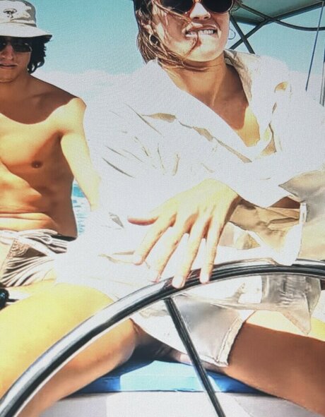 Sailing The Far Side estrella xxx archivo