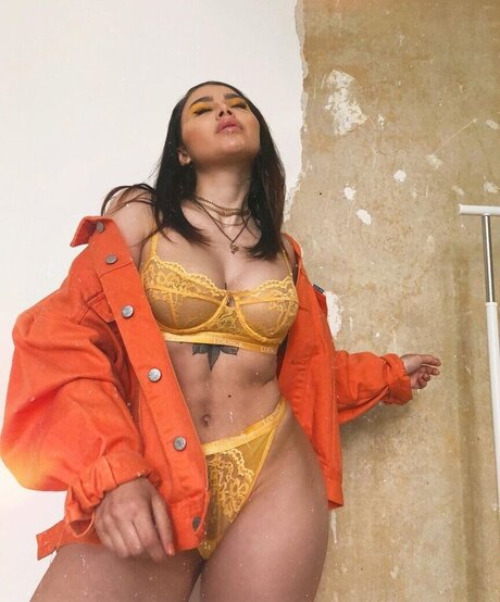 Salome Sylvana estrella adulta imagen