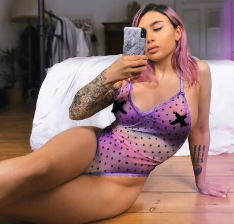 Salome Sylvana sexe star du porno image