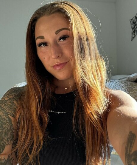 killlllakt desnudos de estrellas porno imágenes