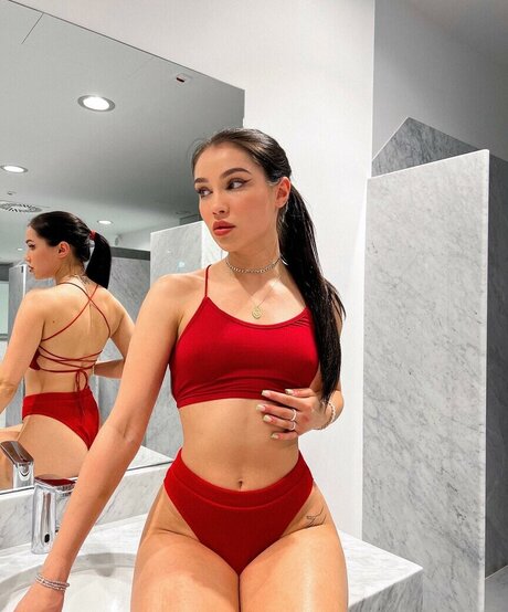 Natalia Karczmarczyk mannequin photos