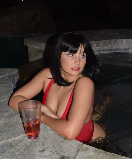 Olivia DeLaurentis nudes star photos