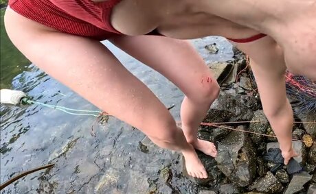 rousse qui gicle sur OnlyFans sympa gratuit photos