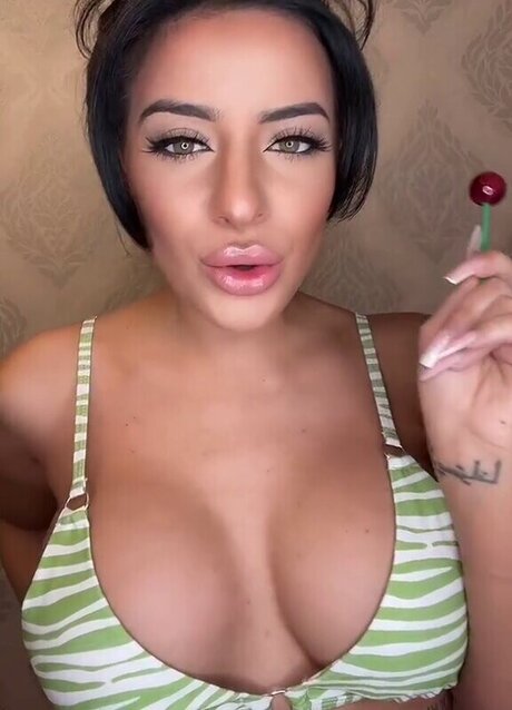 Leyla Lahouar étoile hd collection