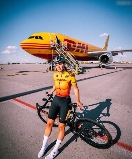 Puck Moonen modelo adulto imágenes