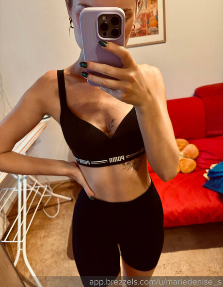 Marie Denise Schwarz star pornographique img