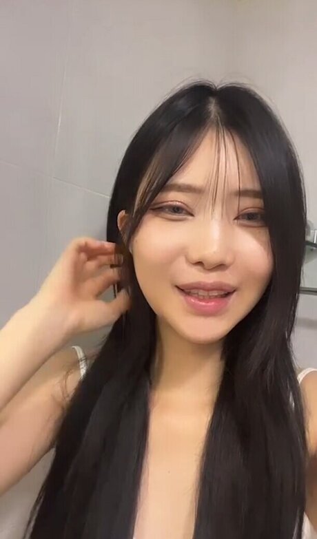 ehxoehlstkfka0 naked pornstar picture