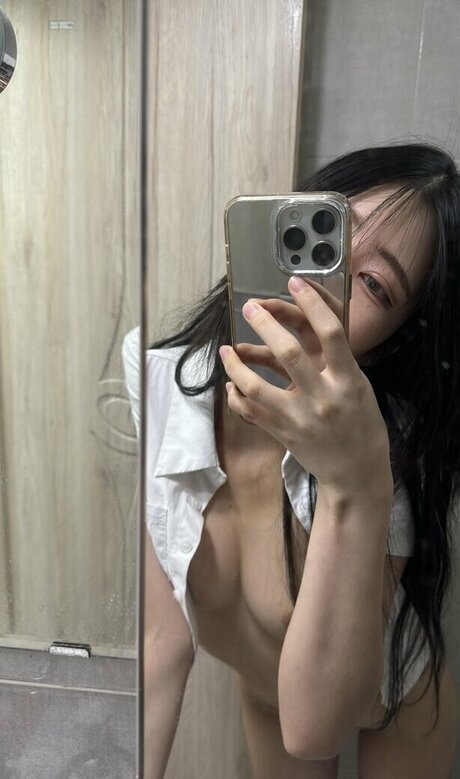 ehxoehlstkfka0 sex model pic