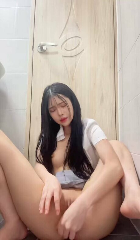 ehxoehlstkfka0 star porn pictures