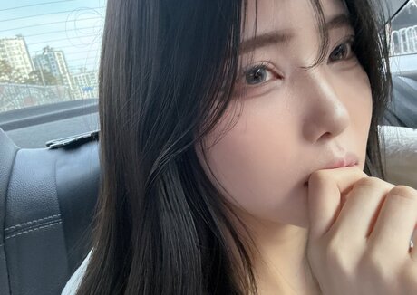 pale teen onlyfans xxx image
