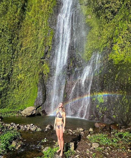 schokolove_ actriz atractiva foto