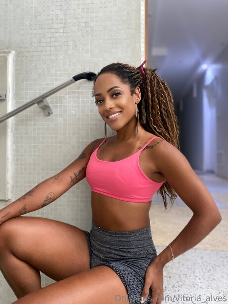 vitoria alves estrella desnuda foto
