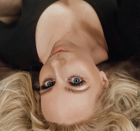 Jacqueline Sparrow star pornographic photos