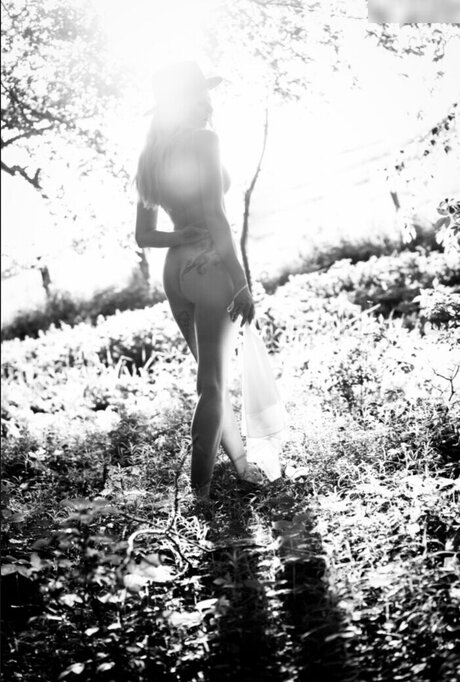 Jacqueline Sparrow actriz caliente fotos