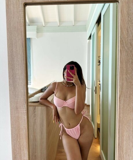 Kashish Mehta bonita actriz archivo