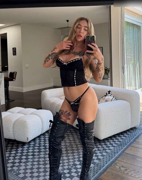 TS Angel yesangelgirl_ actrice de sexe collection