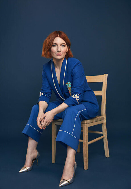 Taskmaster Women hermosa estrella archivo