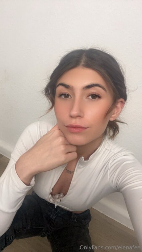 Elenafee actriz de arte galerías