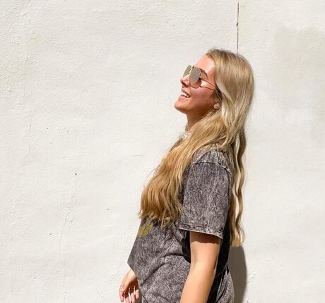 julie tirado sexo modelo foto