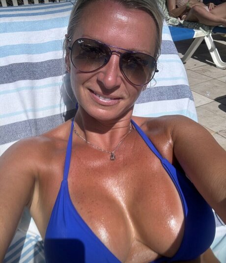 Mariamaria babes estrella porno desnuda galería